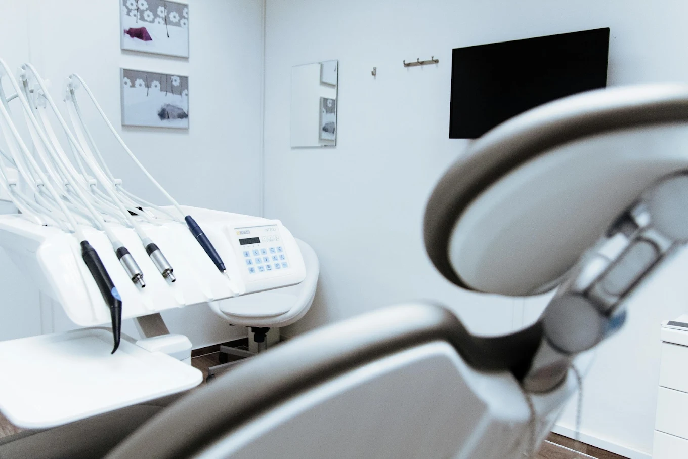 Modern Dental Treatment Room